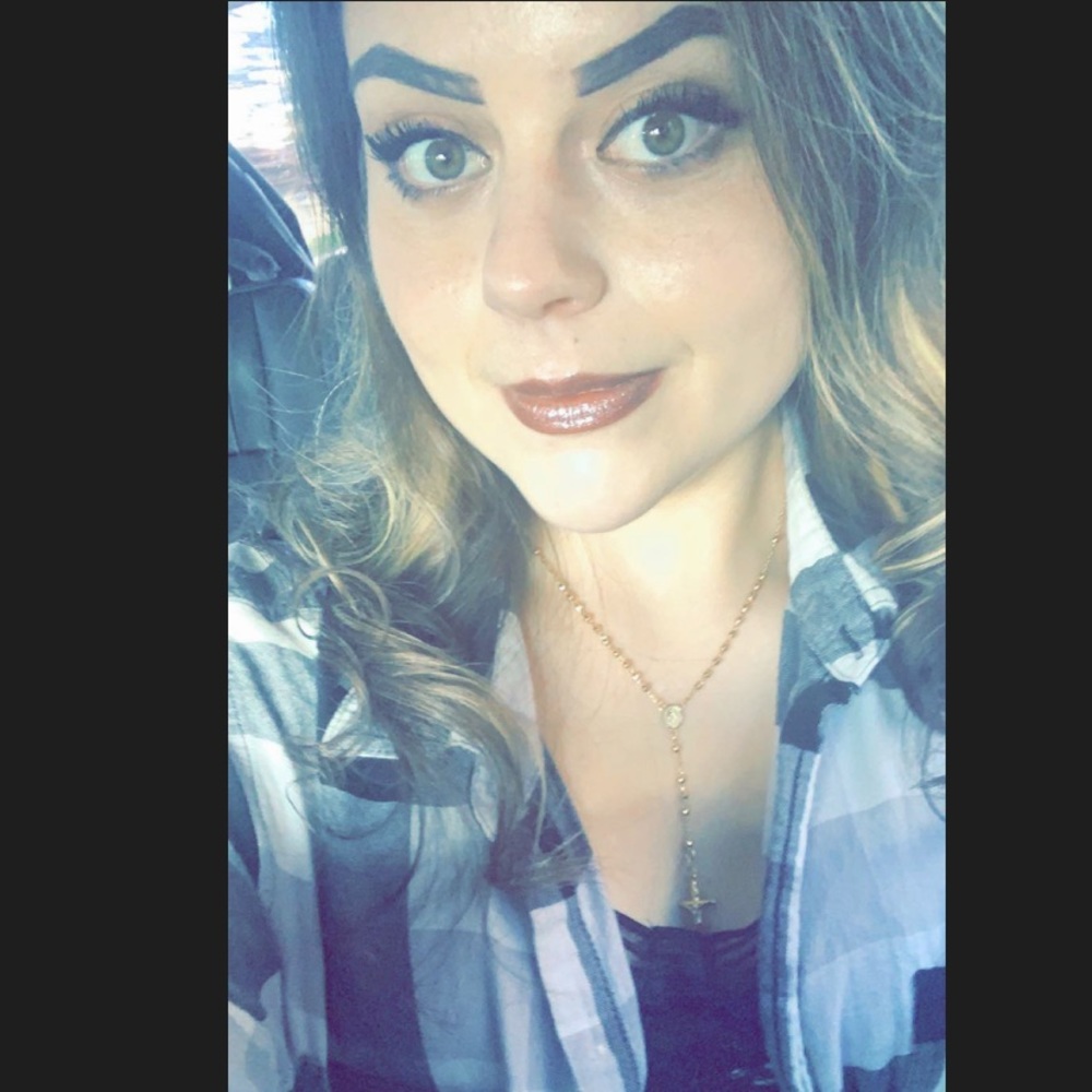 Meet your Posher, Nichole